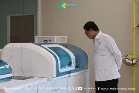 Sinar "Pembersih Otak": Saat Terapi Gelombang Mikro 2026 Jadi Tren Eksekutif Jakarta yang Lelah